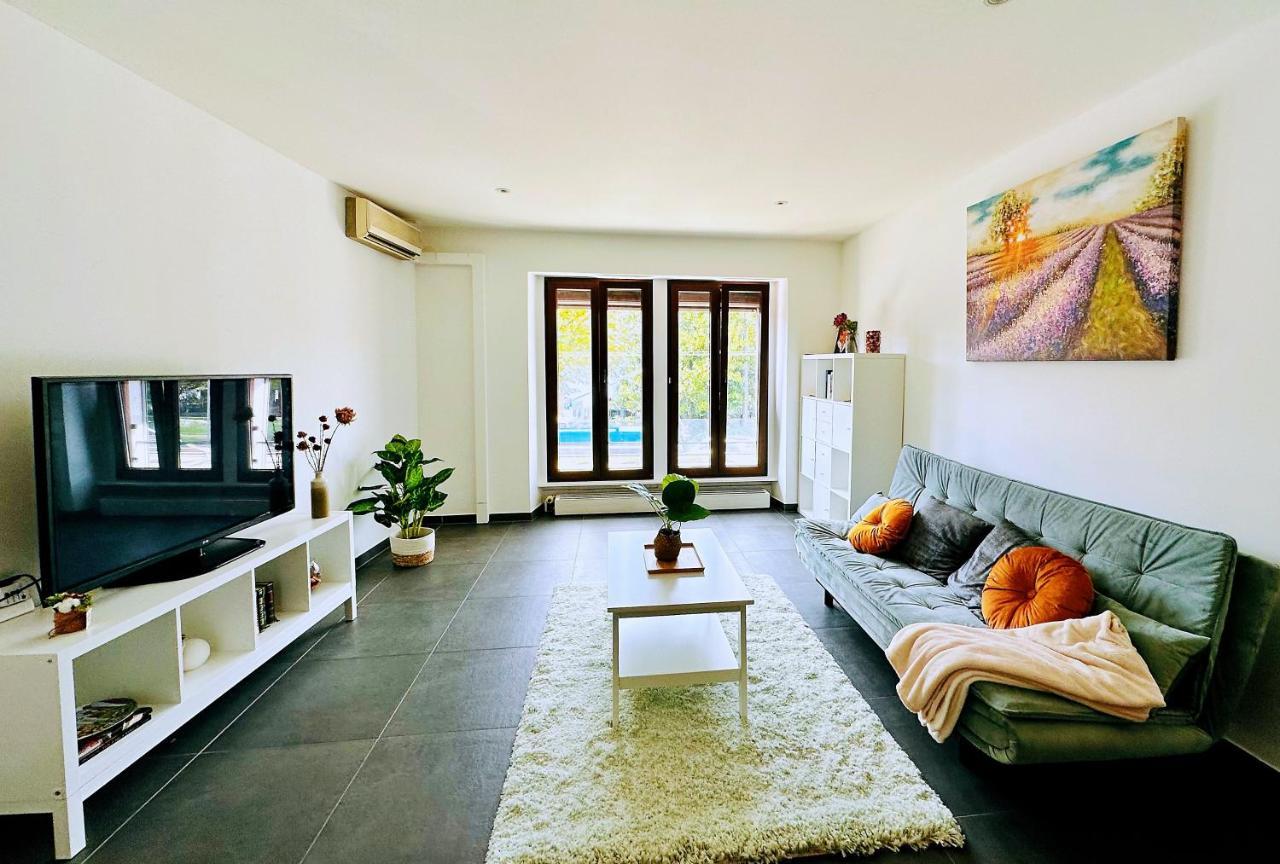 Montreux Lake Side Apartment! Exterior photo